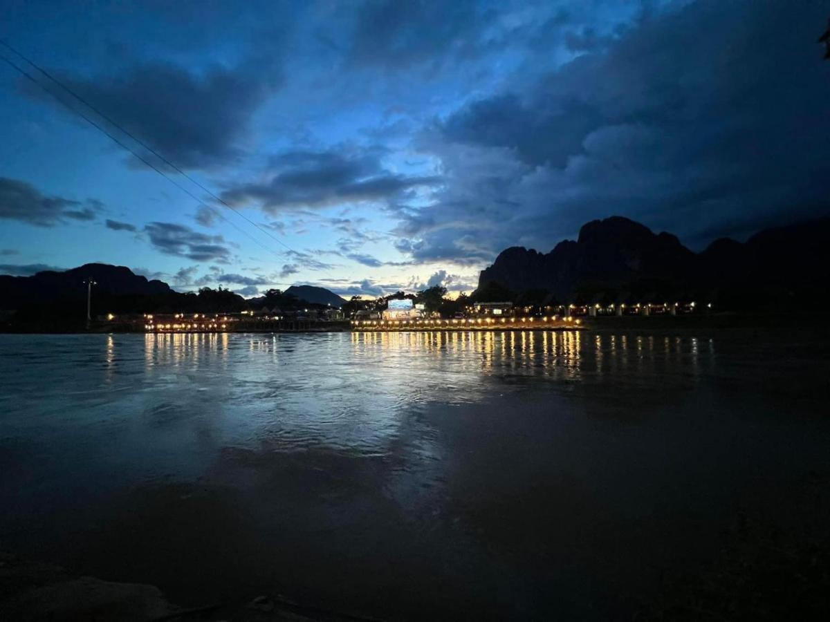 M&M Hotel Vang Vieng Ngoại thất bức ảnh